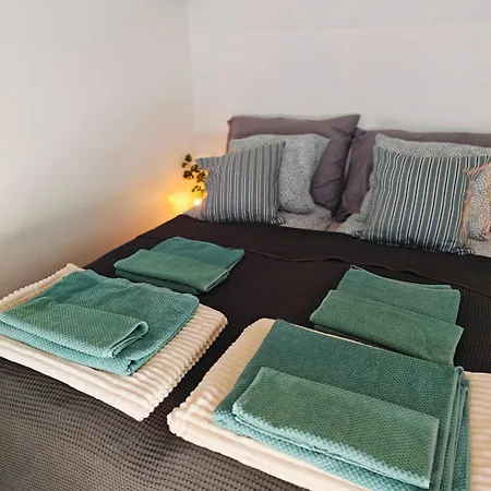 Haermaelaen Kotoisa - Valoisa Yksioe - Free Parking & Wifi