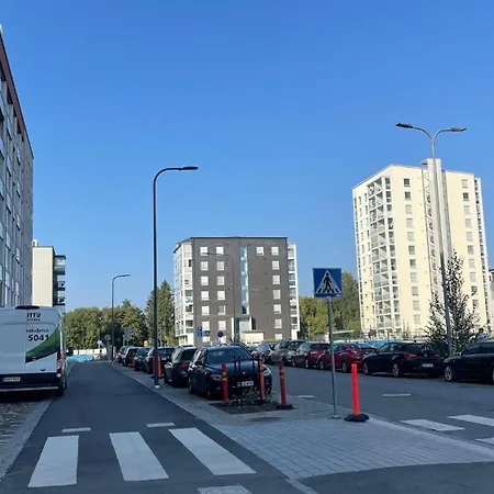 Haermaelaen Kotoisa - Valoisa Yksioe - Free Parking & Wifi * Tampere