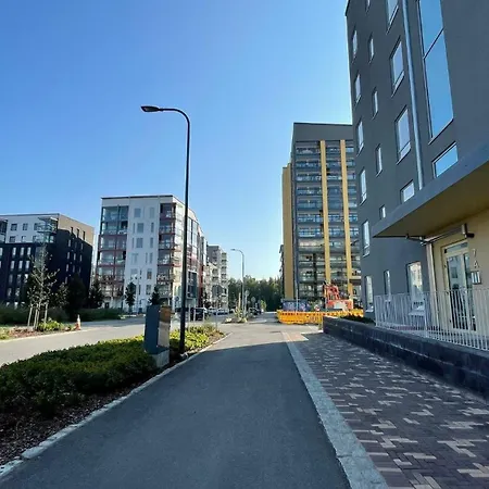 Apartment Haermaelaen Kotoisa - Valoisa Yksioe - Free Parking & Wifi