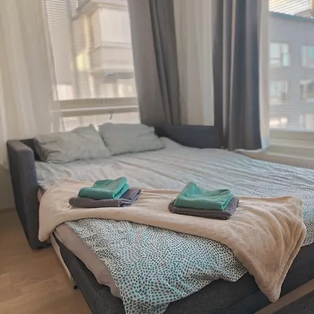 Apartment Haermaelaen Kotoisa - Valoisa Yksioe - Free Parking & Wifi Tampere
