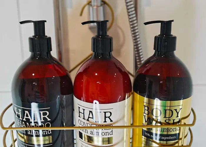 Haermaelaen Kotoisa - Valoisa Yksioe - Free Parking & Wifi Apartamento