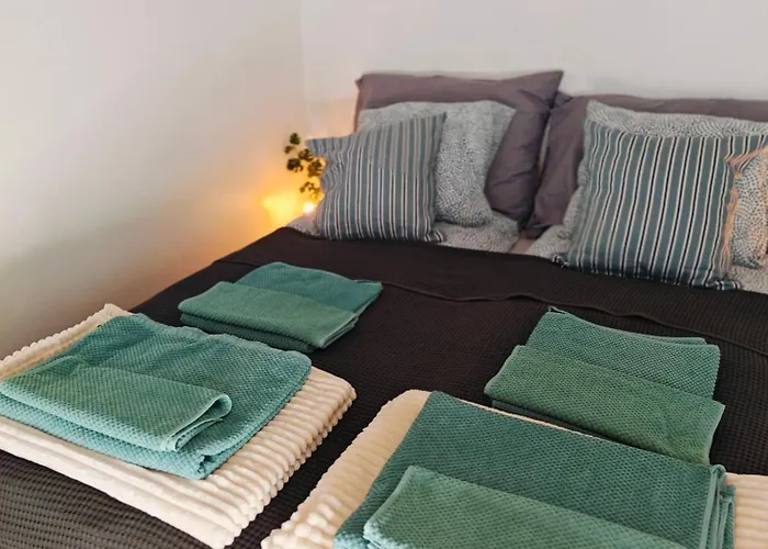 Haermaelaen Kotoisa - Valoisa Yksioe - Free Parking & Wifi