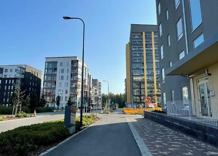 Apartamento Haermaelaen Kotoisa - Valoisa Yksioe - Free Parking & Wifi